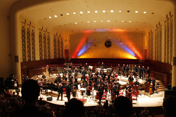 Royal Liverpool Philharmonic Orchestra and Jon Lord, 2008, Liverpool Philharmonic Hall. Photo: jonlord.org